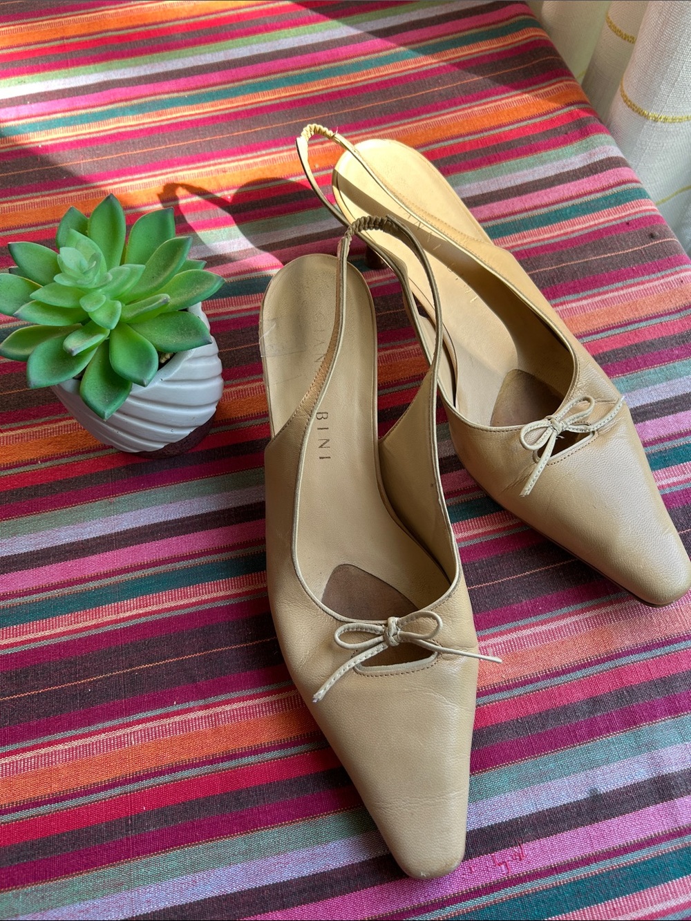 Gianni Bini Tan Pointed-Toe Slingback Low Heel with Bow